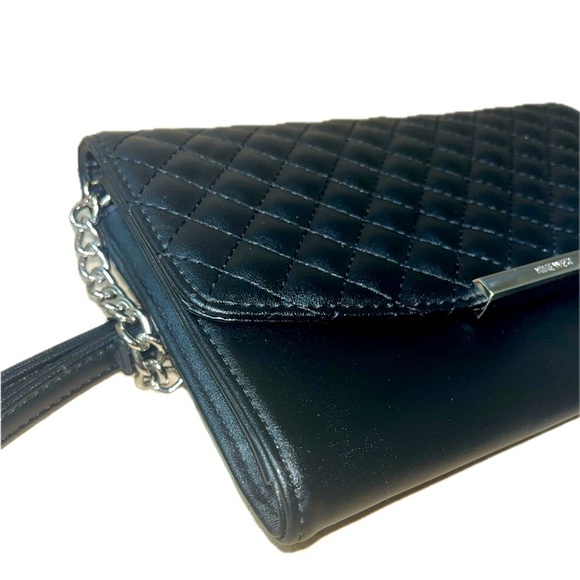 Nine West Black Quilted Faux
Leather Crossbody Purse - Picture 11 of 13